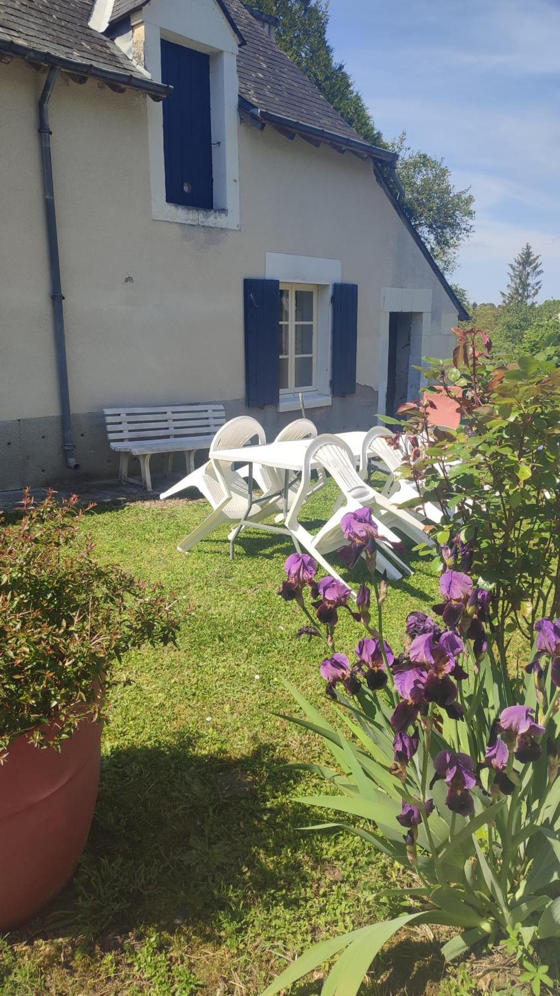 Maison Plain Pied, 2 Chambres, Longere Typique , Fraiche, Dans Bourg Avec Tous Commerces Luçay-le-Mâle Exteriér fotografie