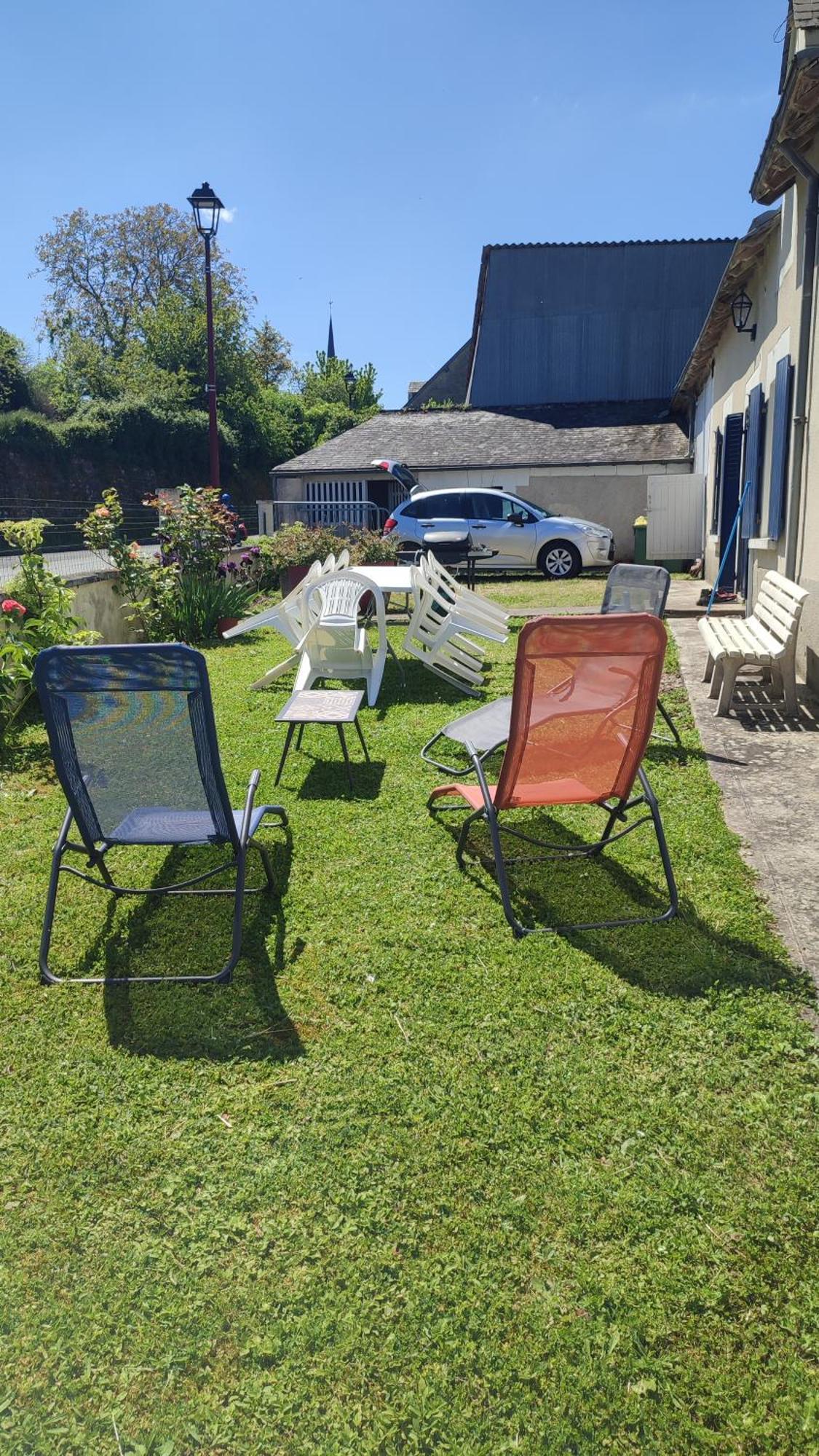 Maison Plain Pied, 2 Chambres, Longere Typique , Fraiche, Dans Bourg Avec Tous Commerces Luçay-le-Mâle Exteriér fotografie
