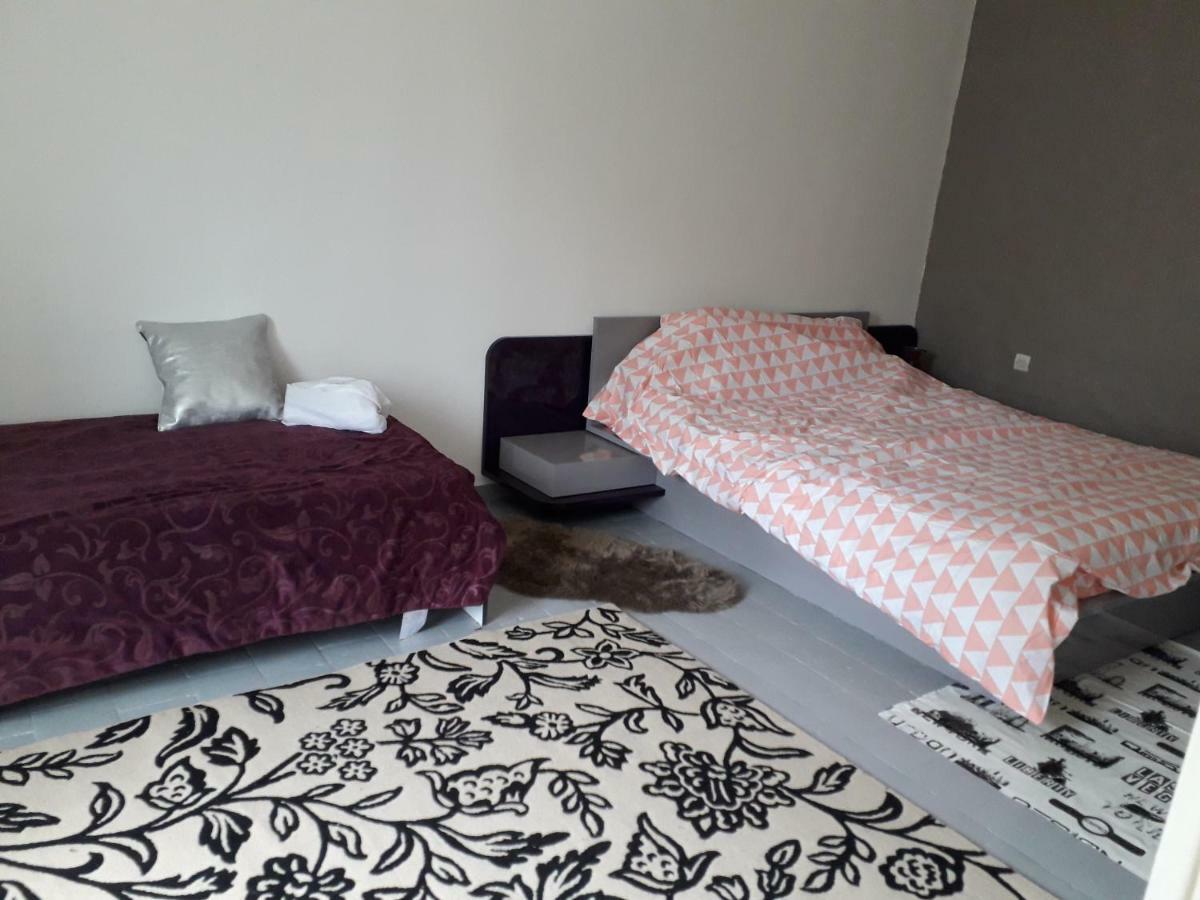 Maison Plain Pied, 2 Chambres, Longere Typique , Fraiche, Dans Bourg Avec Tous Commerces Luçay-le-Mâle Exteriér fotografie